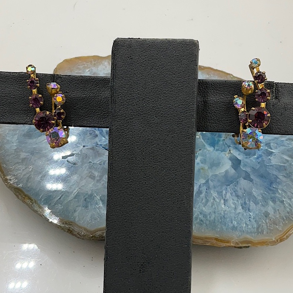 Vtg. Beautiful Austrian Elegant Brass Clip On Earrings W/Sparkling Crystals - Picture 2 of 6